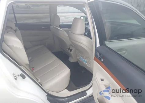 2014 Subaru Outback 2.5I Limited z USA, uszkodzony, nr VIN 4S4BRBLC9E3315753